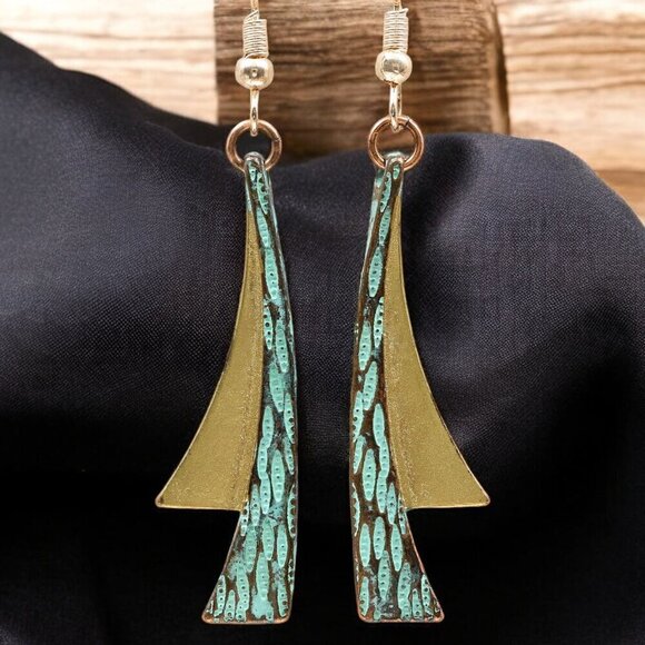 Boutique Jewelry - Patina Drop Earrings Gold Green Boho Vintage | Boutique